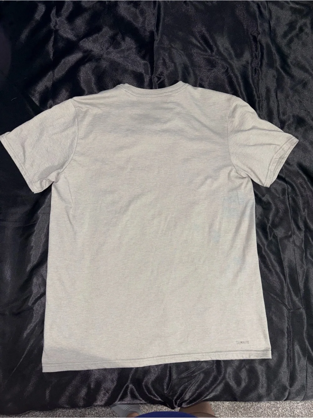 Adidas Men’s Light Gray Logo Tee with Camo Print